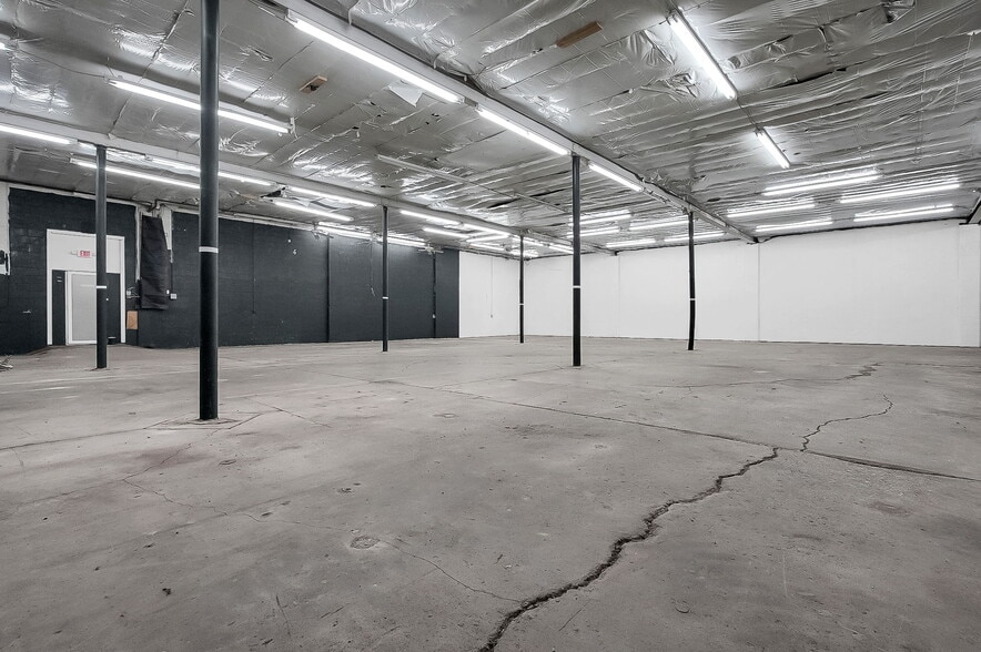 More Photos Of 7295 Rickley St, Reynoldsburg Warehouse For Lease