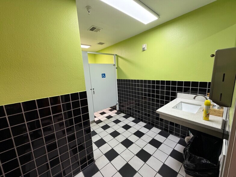 More Photos Of 2501 Davidson Dr, Monterey Park Loft Creative Space For Sale