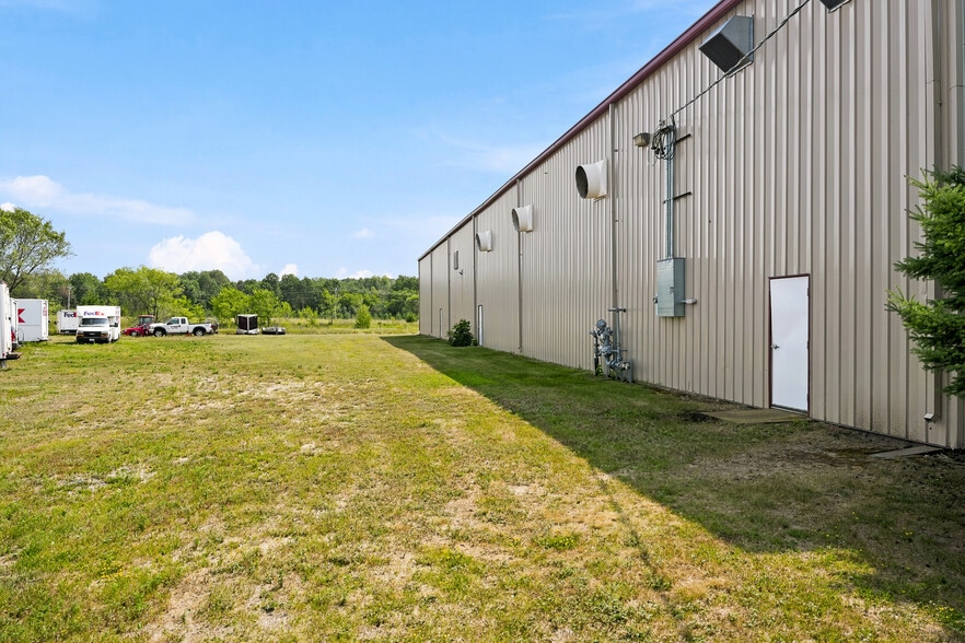 More Photos Of 16658 11th St NE, Little Falls Warehouse For Sale