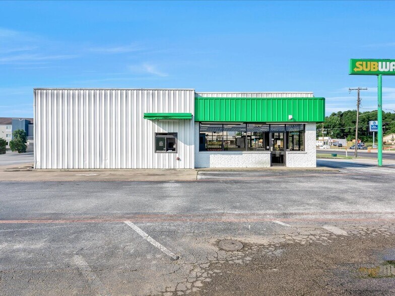 More Photos Of 3415 South St, Nacogdoches Fast Food For Sale