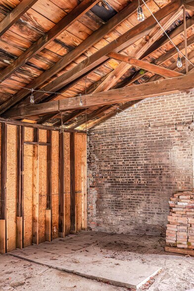 More Photos Of 357 Columbia St, Hudson Warehouse For Sale