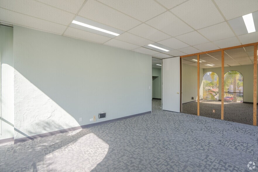 More Photos Of 7860 Mission Center Ct, San Diego Office For Lease