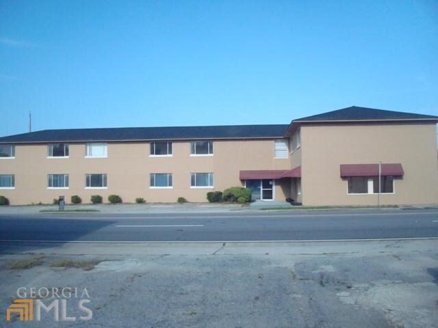 More Photos Of 7 S Duval St, Claxton Freestanding For Sale