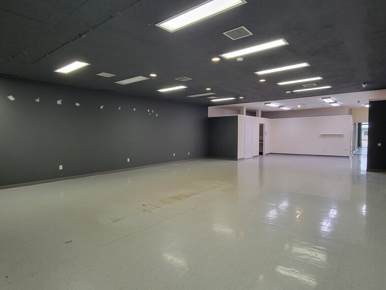 More Photos Of , McKees Rocks Unknown For Sale