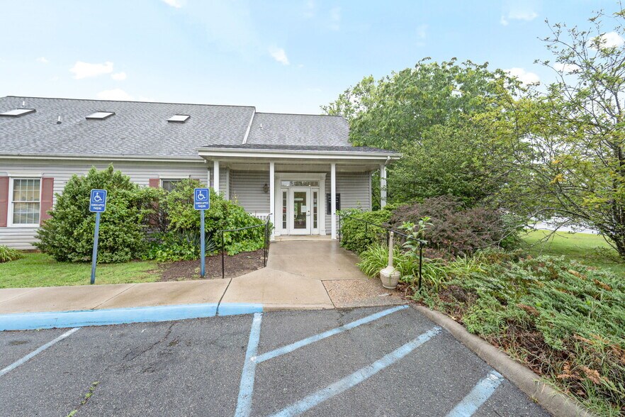 More Photos Of , Fork Union Unknown For Sale