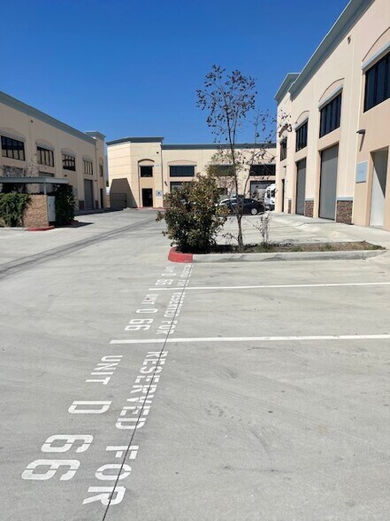 More Photos Of 1773 W San Bernardino Rd, West Covina Warehouse For Lease