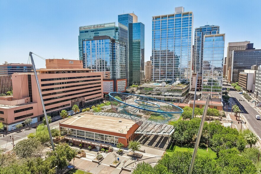 More Photos Of 50 W Van Buren St, Phoenix Office For Lease