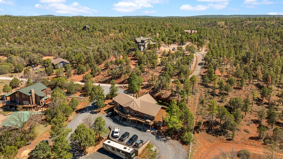 More Photos Of 7056 Bustin Dutch Trl, Show Low Multifamily For Sale