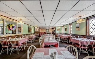 More Photos Of 650 Washington Ave, Jermyn Restaurant For Sale