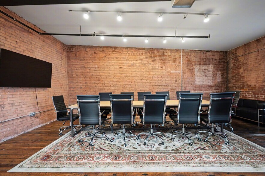 More Photos Of 817 Grand Ave, New Haven Freestanding For Lease