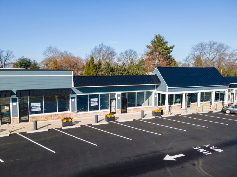 More Photos Of 853-881 W Butler Pike, Ambler General Retail For Lease