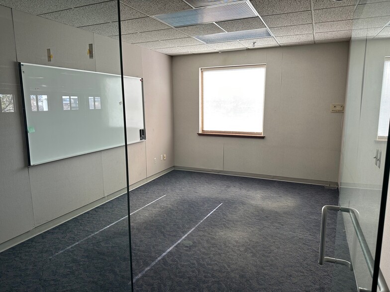 More Photos Of 3300 University Dr, Auburn Hills Office For Lease