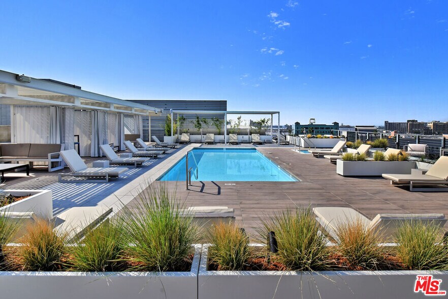 More Photos Of 500-530 S Hewitt St, Los Angeles Apartments For Sale