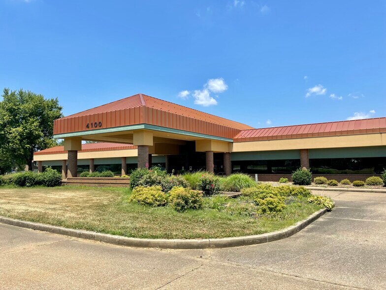 More Photos Of 4100 Covert Ave, Evansville Rehabilitation Center For Lease