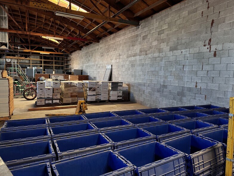 More Photos Of 3312 N 28th Ave, Phoenix Warehouse For Sale