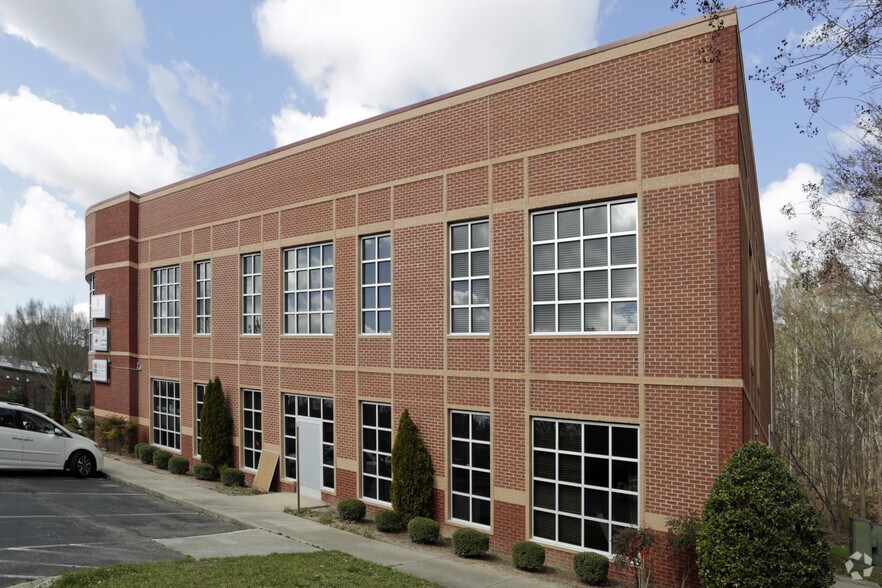 More Photos Of 502 McKnight Dr, Knightdale Office For Sale