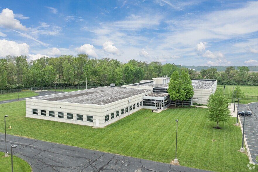 More Photos Of 601 Benjamin Dr, Springfield Industrial For Sale