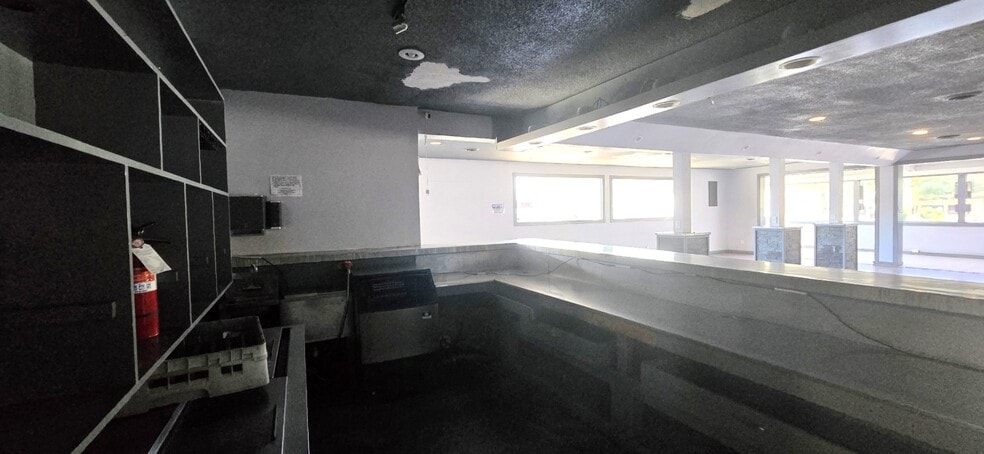 More Photos Of 6228 Yadkin Rd, Fayetteville Restaurant For Sale