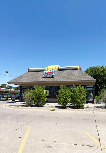 More Photos Of 211 W Holme St, Norton Fast Food For Sale