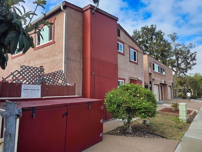 More Photos Of 165 20th St, San Diego Apartments For Sale