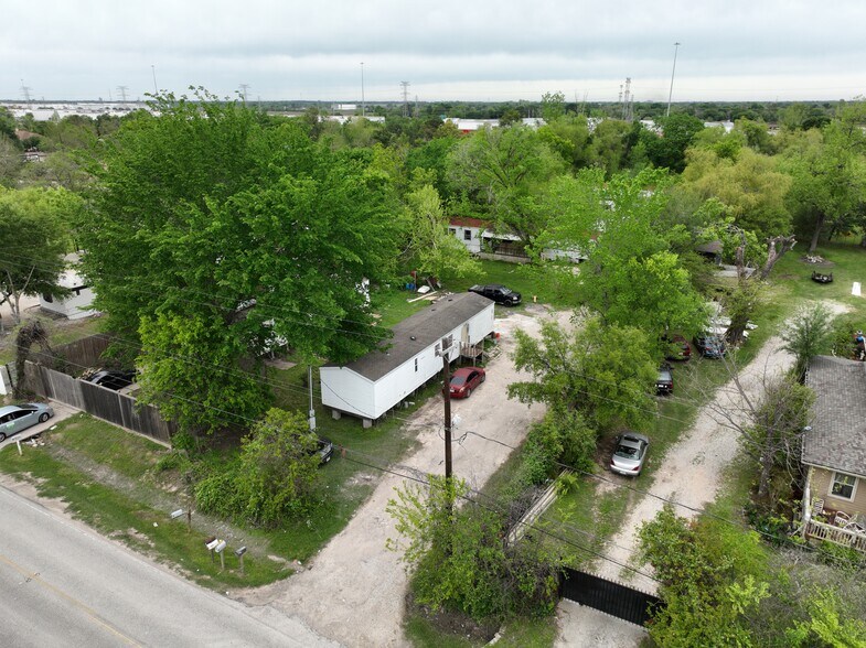 More Photos Of 3182 Brownie Campbell Rd, Houston Manufactured Housing Mobile Home Park For Sale