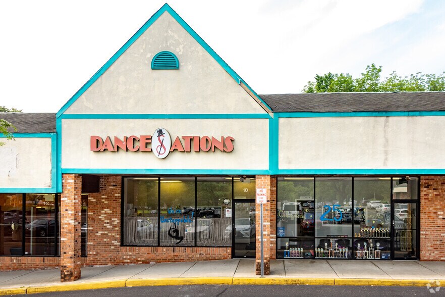 More Photos Of 660 Woodbury Glassboro Rd, Sewell Unknown For Lease