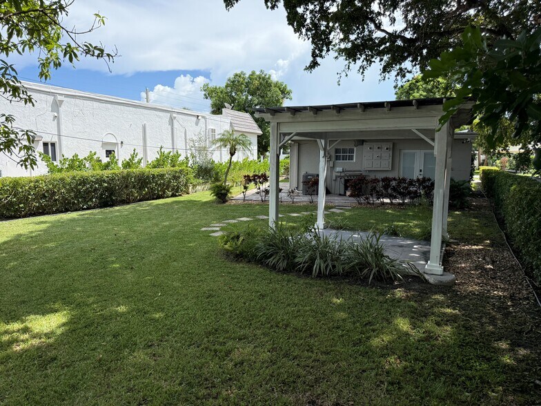More Photos Of 517 Lancaster St, Boca Raton Office Residential For Sale