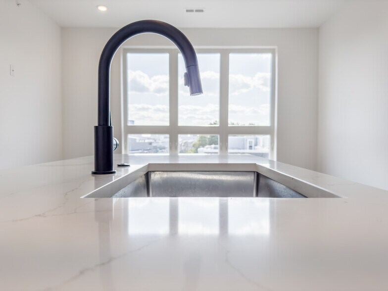 More Photos Of 1723 Ridge Ave, Philadelphia Apartments For Sale