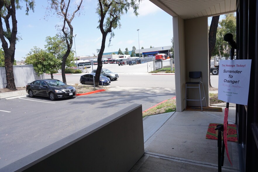 More Photos Of 7370 Opportunity Rd, San Diego Warehouse For Lease