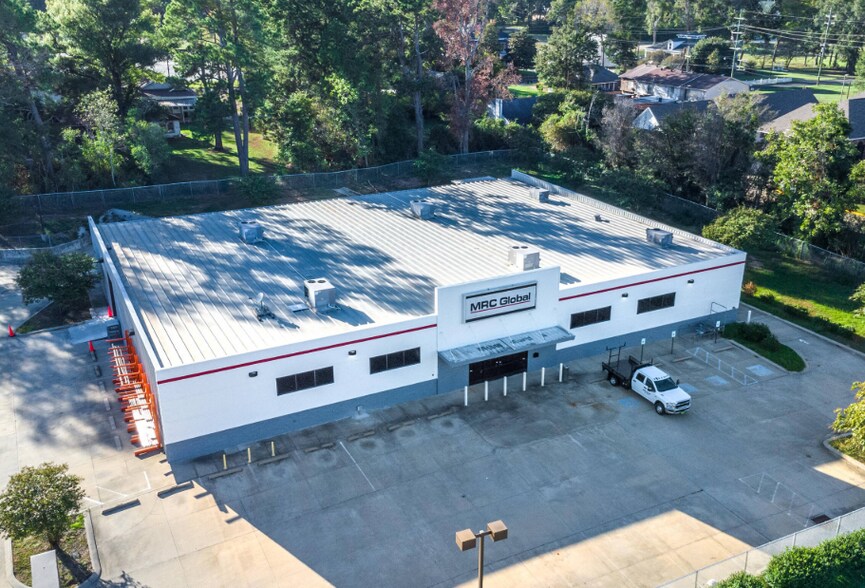 More Photos Of 400 Washington Ave, Mansfield Freestanding For Lease