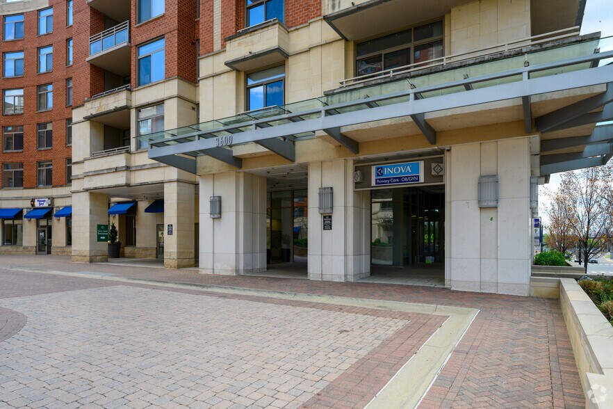 More Photos Of 3600 S Glebe Rd, Arlington Apartments For Lease