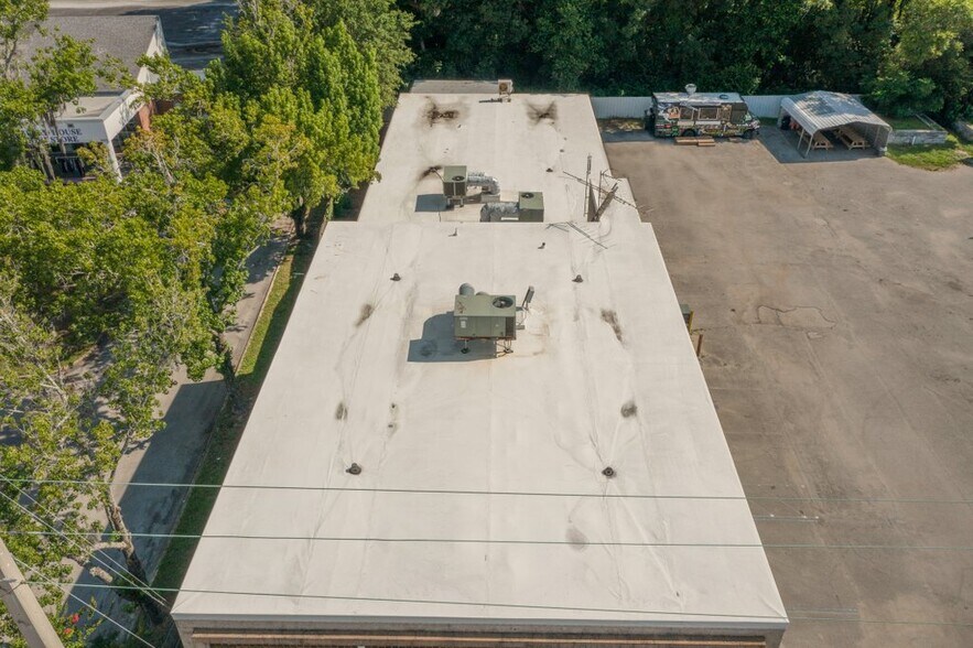 More Photos Of 6701 Beach Blvd, Jacksonville Freestanding For Lease