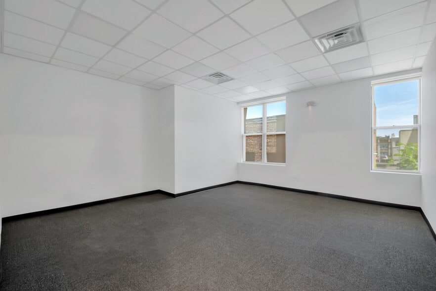 More Photos Of 111 Washington St, Paterson Medical For Lease