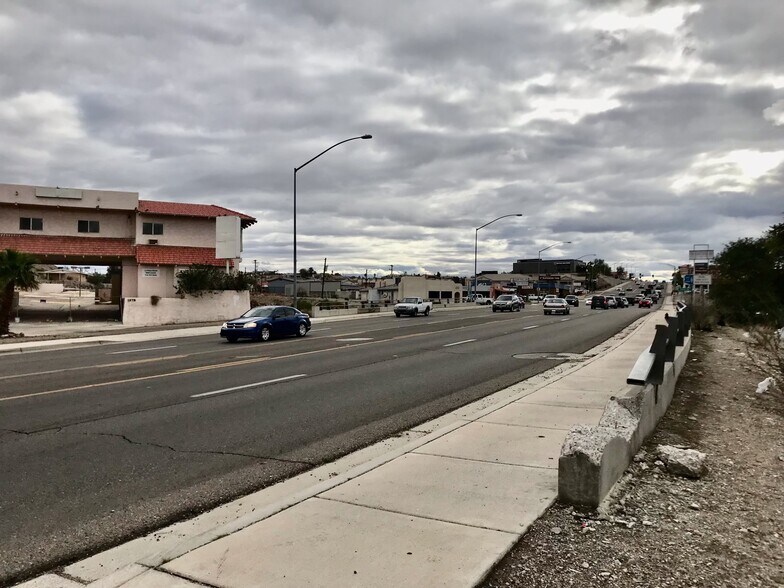 More Photos Of 1978 Highway 95, Bullhead City Hotel For Lease