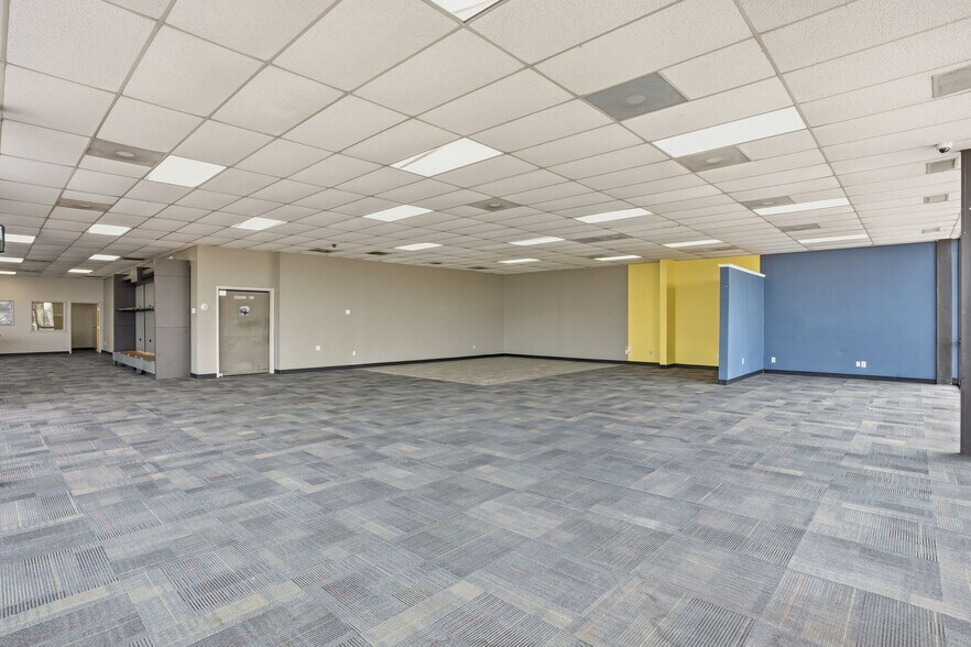 More Photos Of 1001 NW Sheridan Rd, Lawton Freestanding For Lease