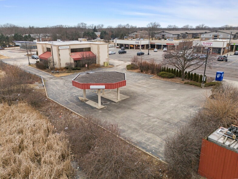 More Photos Of 10S660 Kingery Hwy, Willowbrook Office For Sale