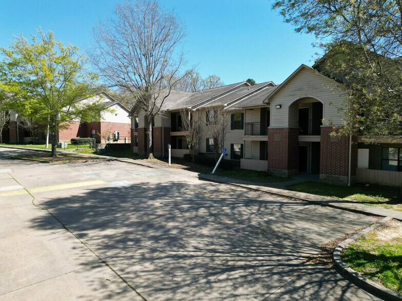 More Photos Of 1636 Raymond Rd, Jackson Apartments For Sale