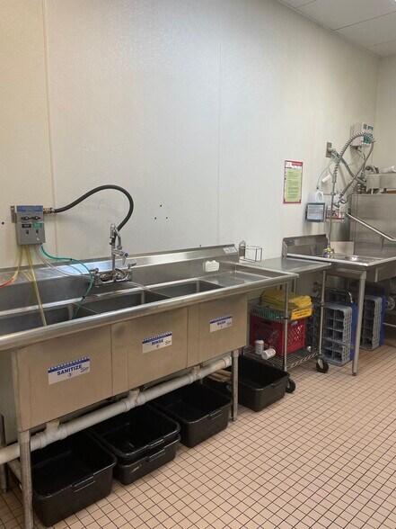 More Photos Of 14558 Ellsworth Rd, Berlin Center Specialty For Sale