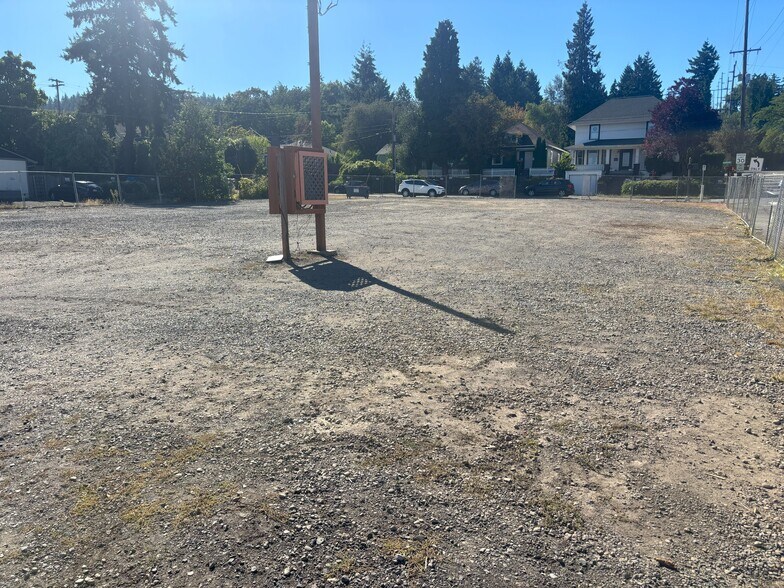 Primary Photo Of 7650 Stark St, Portland Land For Sale