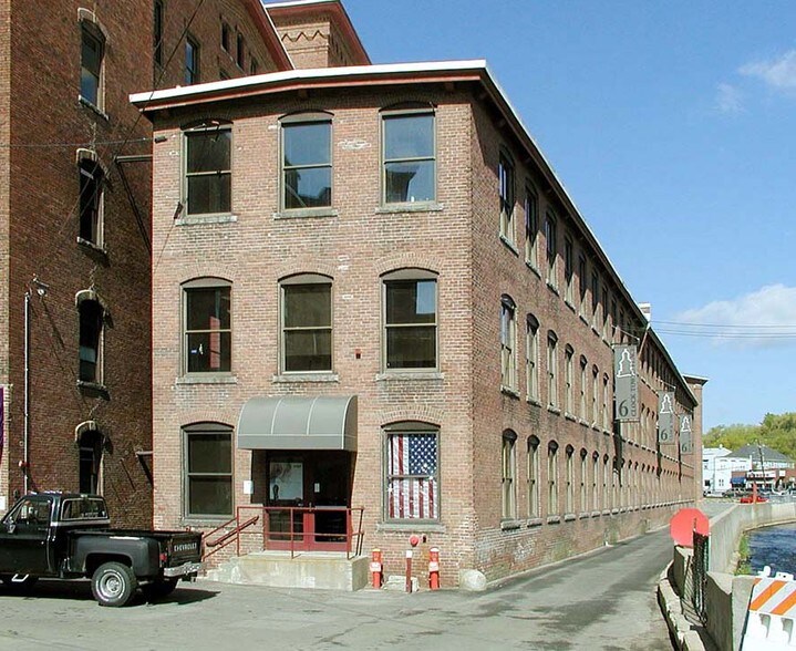 More Photos Of 6 Mill St, Maynard Office For Lease