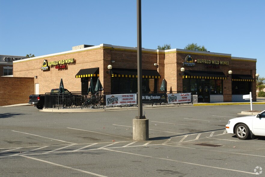 More Photos Of 2530 Sardis Rd N, Charlotte Restaurant For Sale