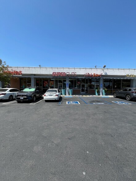 More Photos Of 844 E Foothill Blvd, San Luis Obispo General Retail For Lease