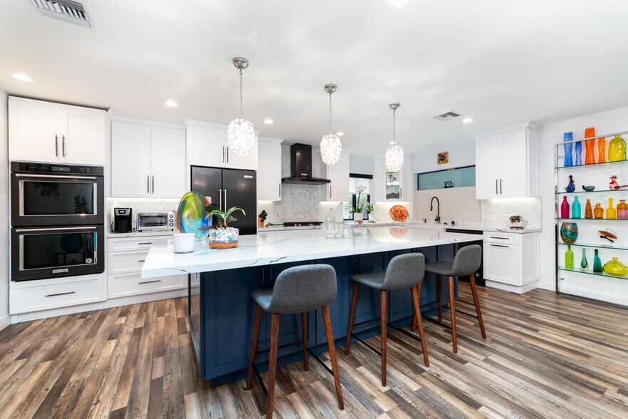 More Photos Of 1865 El Monte Dr, Thousand Oaks Apartments For Sale