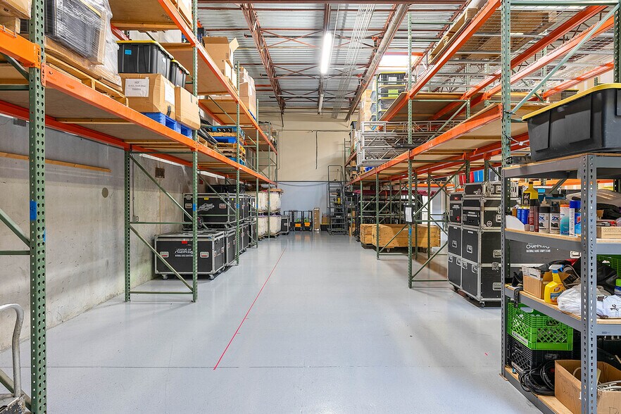 More Photos Of 1200 S Rogers Cir, Boca Raton Warehouse For Lease