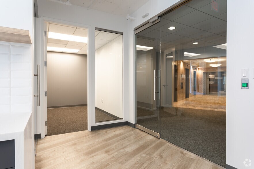 Photo of 10th Floor Ste 30