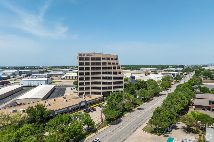 More Photos Of 16415 Addison Rd, Addison Office For Lease