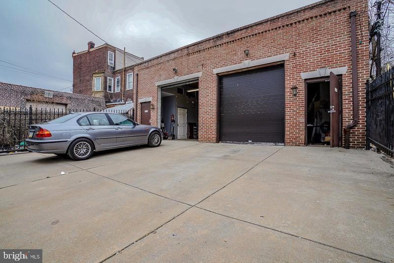 More Photos Of 3106 Amber St, Philadelphia Specialty For Sale
