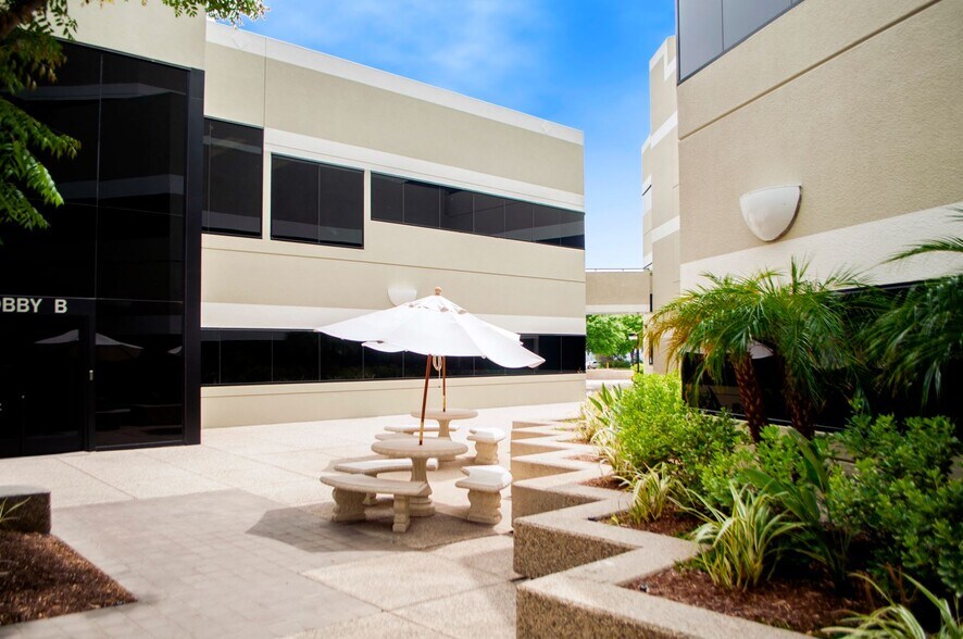 More Photos Of 25115 Avenue Stanford, Valencia Office For Lease