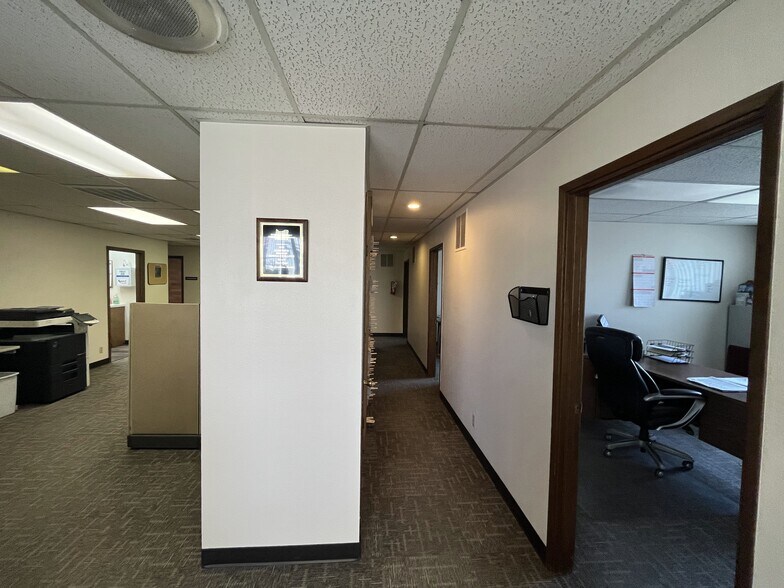 More Photos Of 333 E Main St, Hermiston Office Residential For Sale