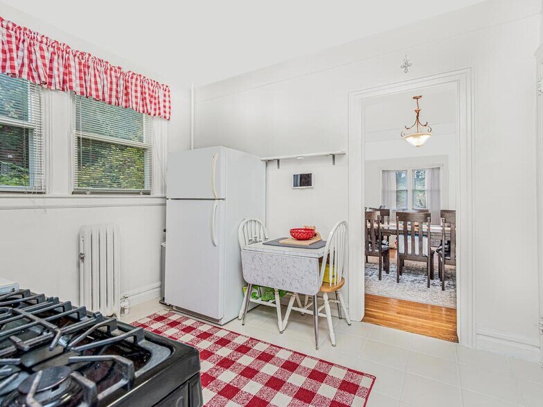 More Photos Of 15 Cassilis ave, Yonkers Apartments For Sale